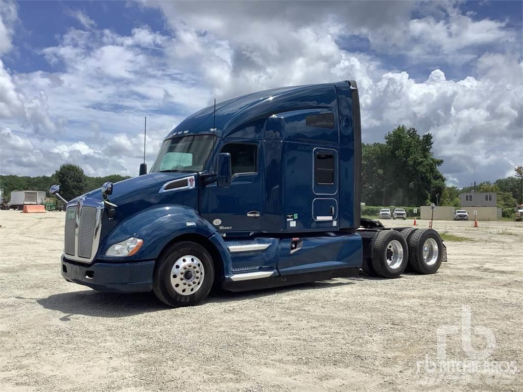 Kenworth T680 트랙터 유닛