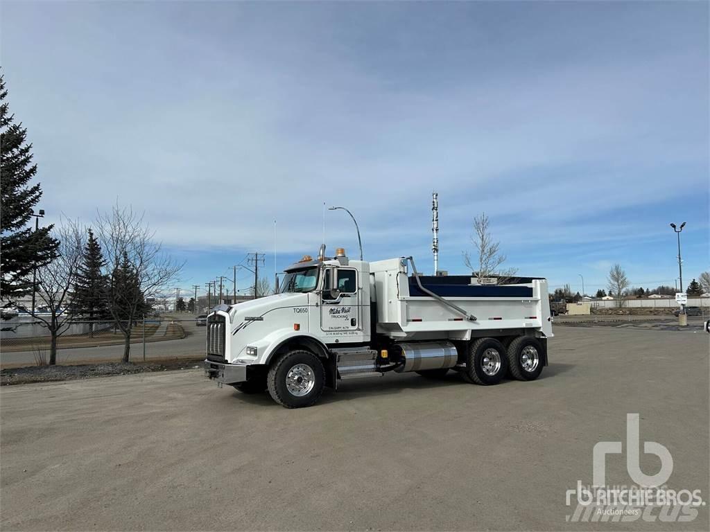 Kenworth T800 덤프 트럭