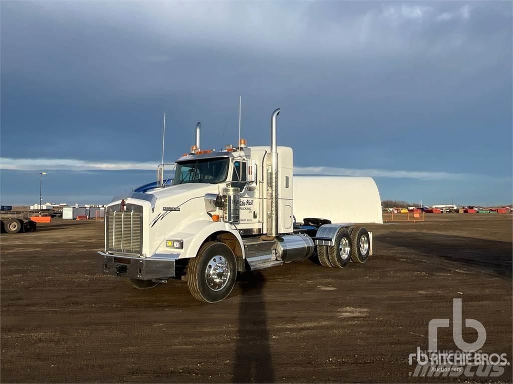 Kenworth T800 트랙터 유닛