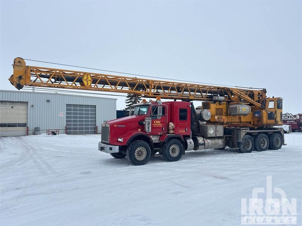 Kenworth T800 이동식 드릴 리그 트럭
