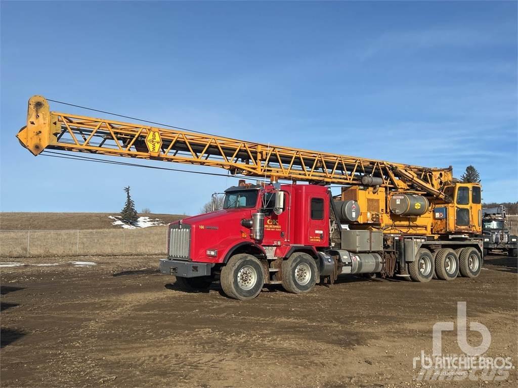Kenworth T800 이동식 드릴 리그 트럭