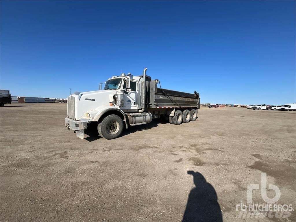 Kenworth T800 덤프 트럭