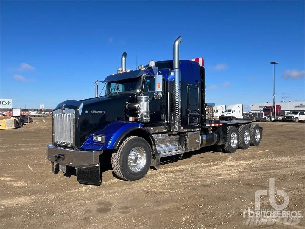 Kenworth T800 플랫베드/윈치 트럭