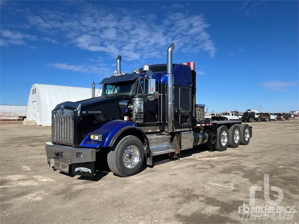 Kenworth T800 플랫베드/윈치 트럭