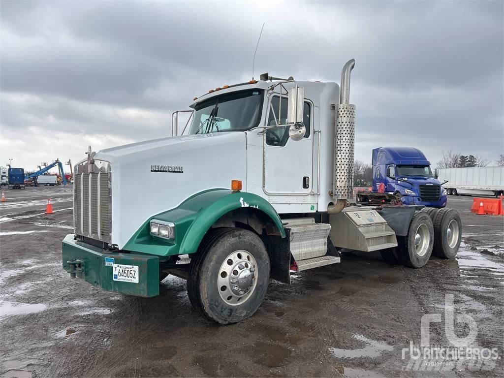 Kenworth T800 트랙터 유닛
