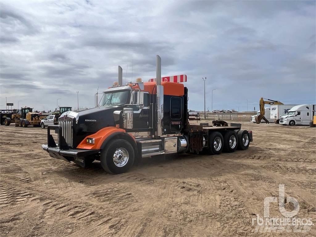 Kenworth T800 플랫베드/윈치 트럭