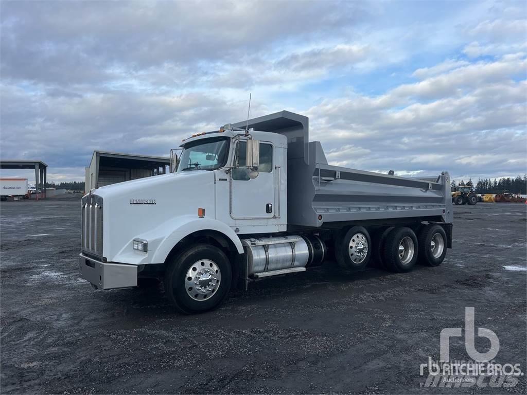 Kenworth T800 덤프 트럭