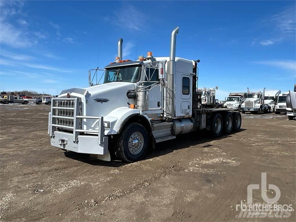 Kenworth T800 플랫베드/윈치 트럭