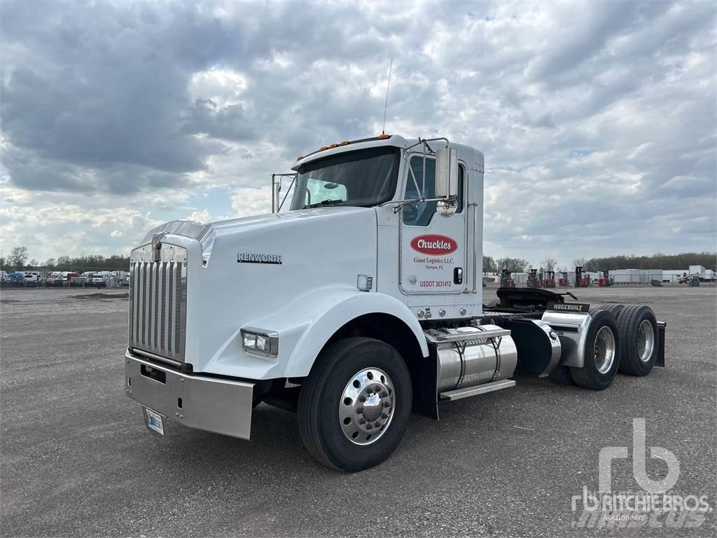 Kenworth T800 트랙터 유닛