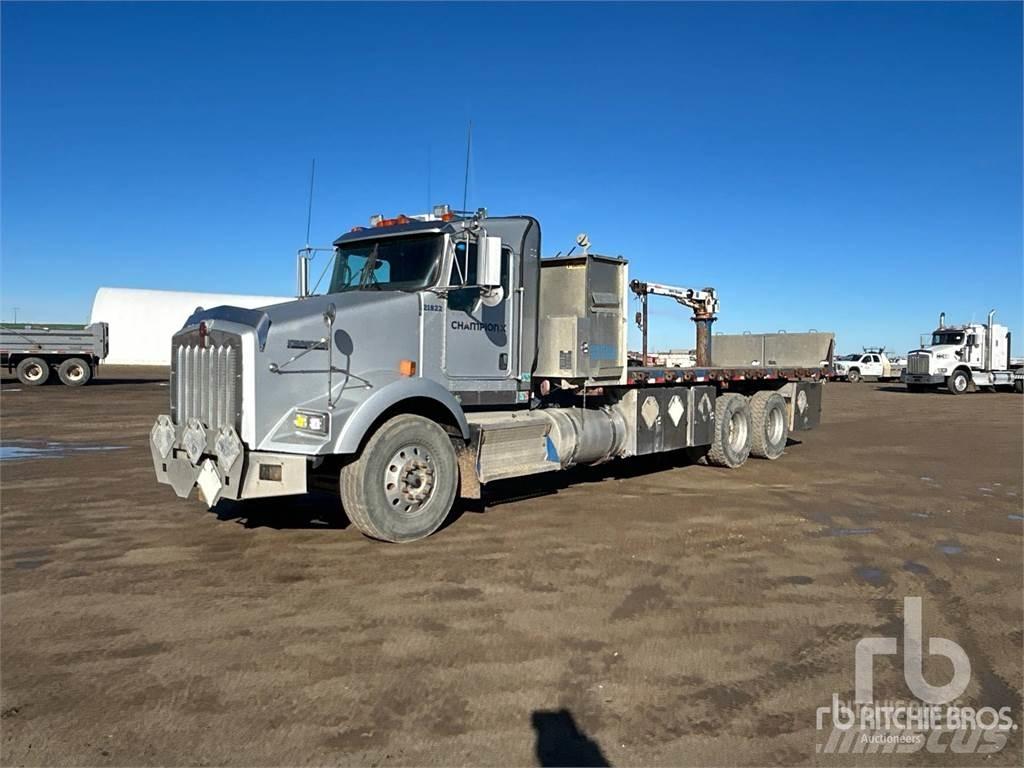 Kenworth T800 플랫베드/드롭사이드 트럭