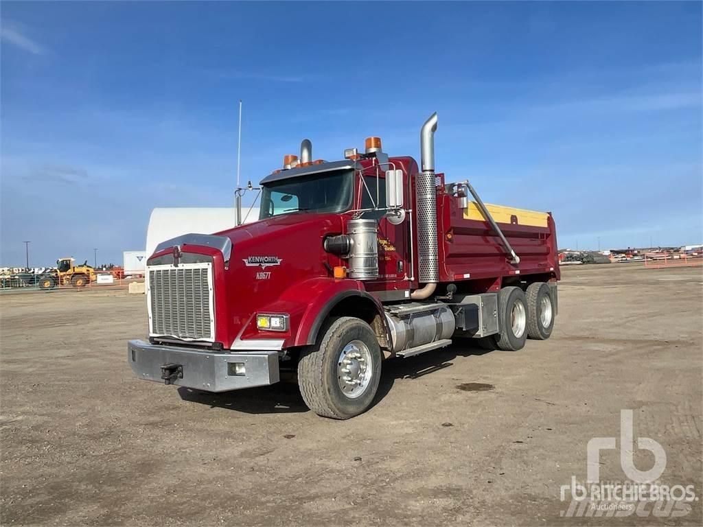 Kenworth T800 덤프 트럭