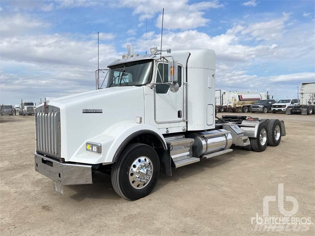Kenworth T800 트랙터 유닛