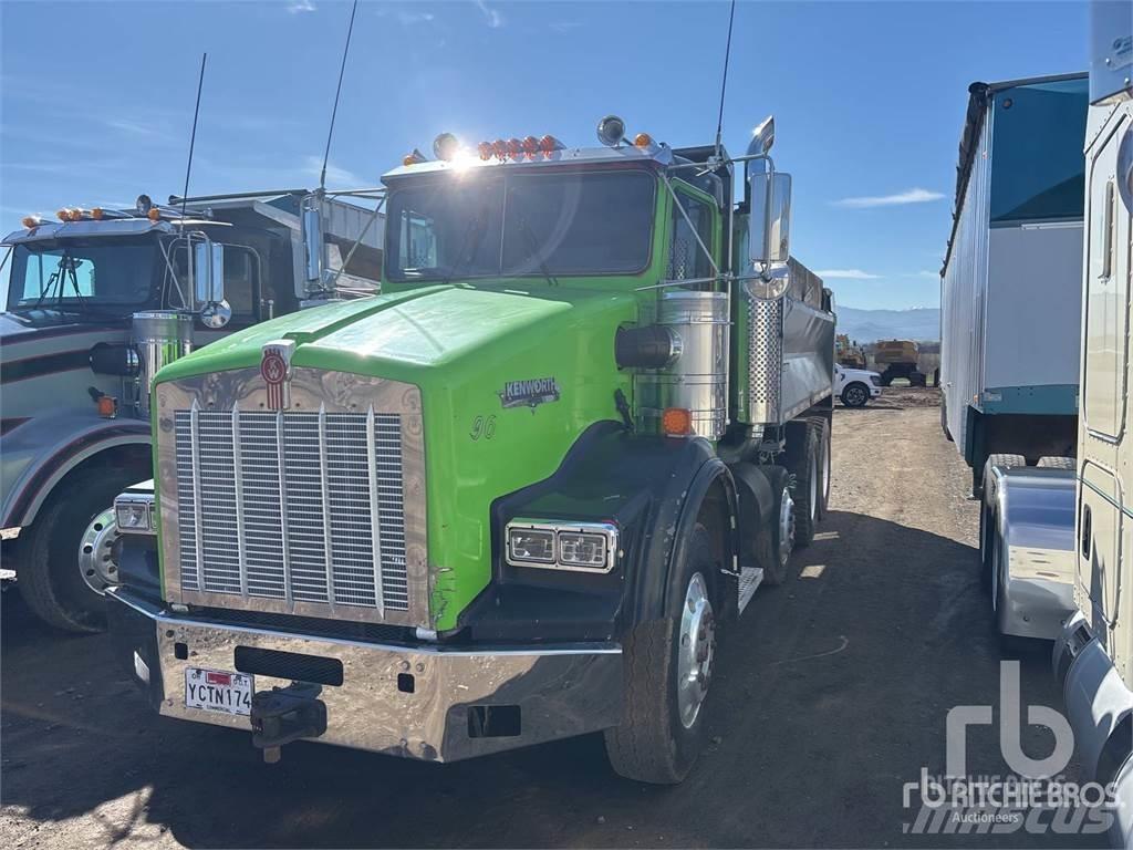 Kenworth T800 덤프 트럭