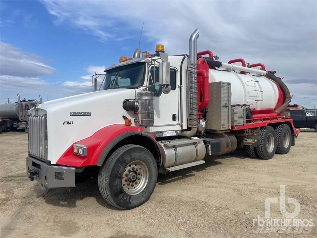 Kenworth T800 콤비/진공 트럭