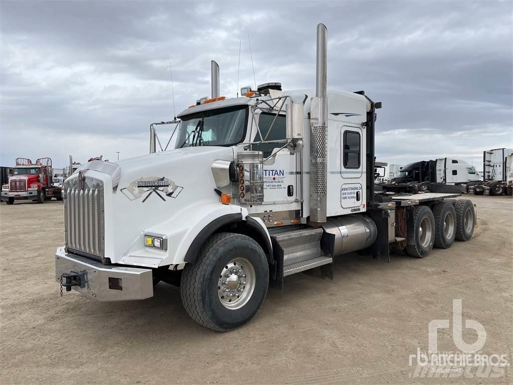 Kenworth T800 플랫베드/윈치 트럭