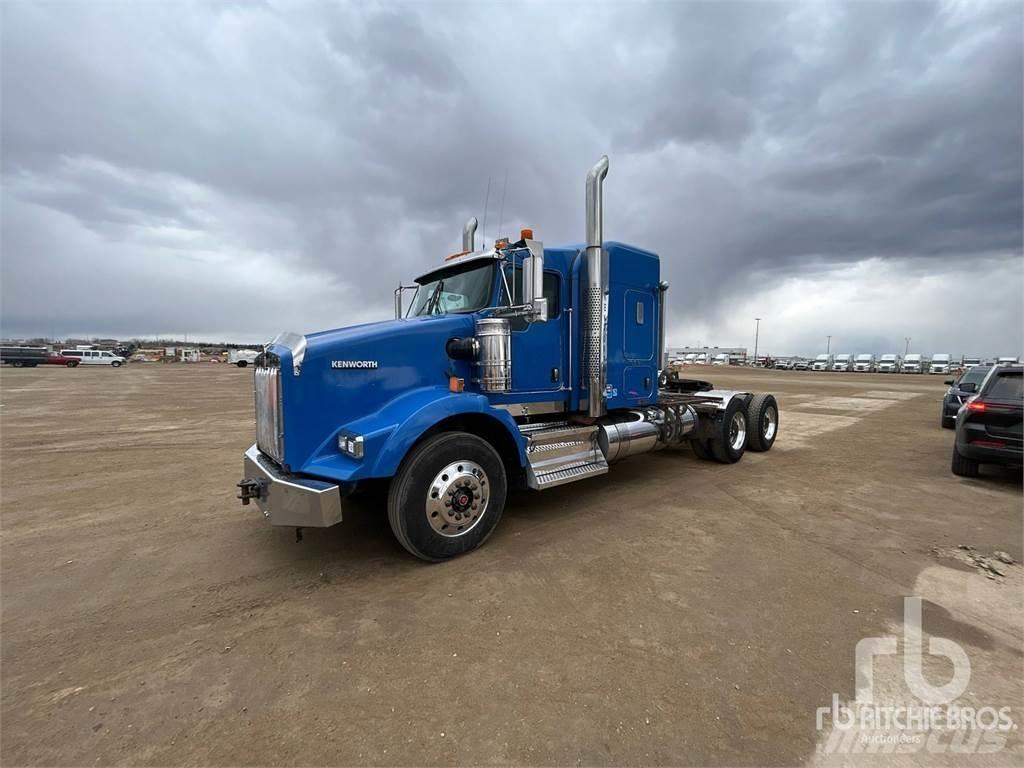 Kenworth T800 트랙터 유닛