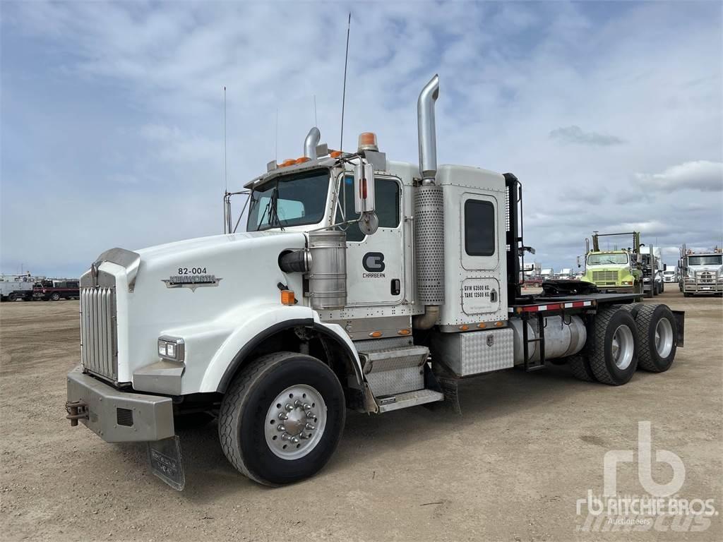 Kenworth T800 플랫베드/윈치 트럭