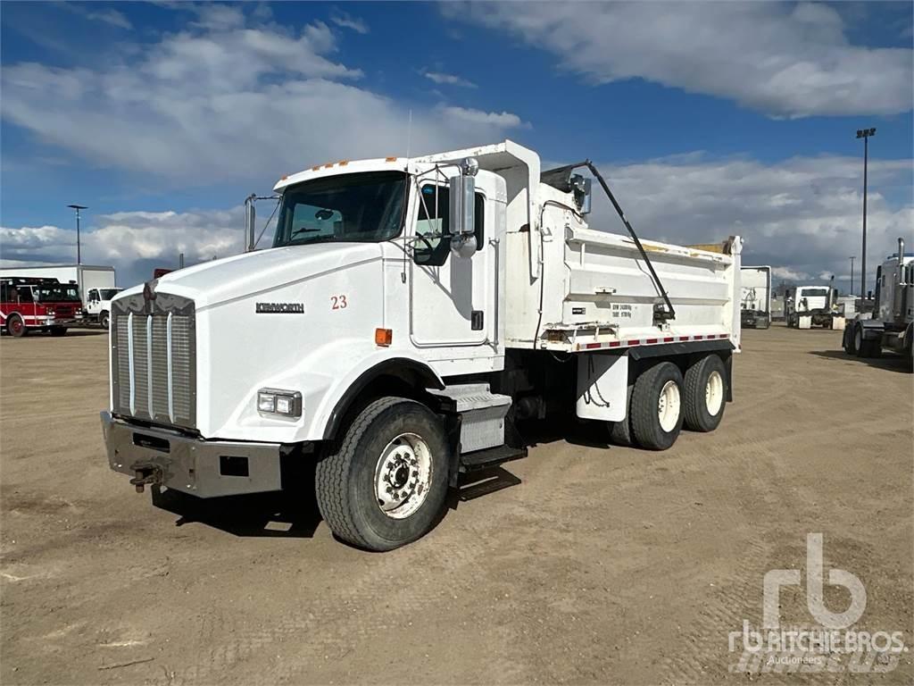 Kenworth T800 덤프 트럭