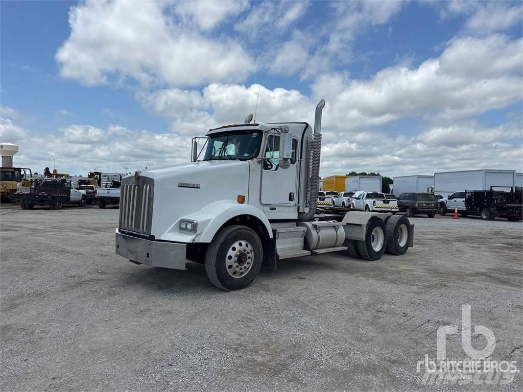 Kenworth T800 트랙터 유닛