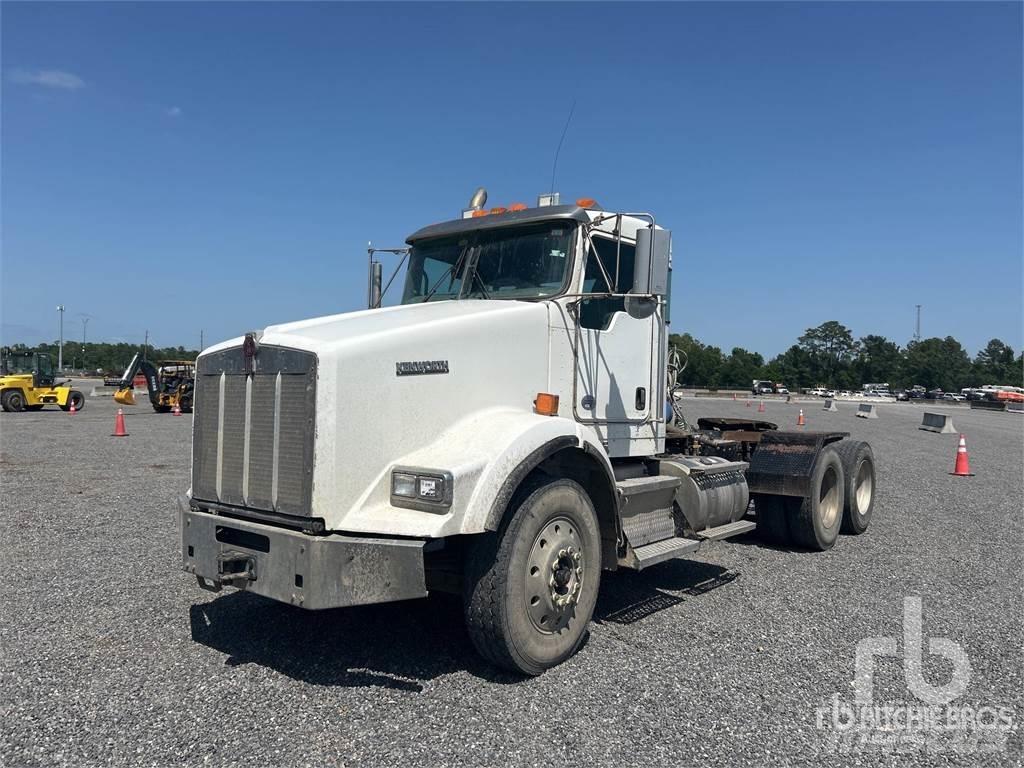 Kenworth T800 트랙터 유닛