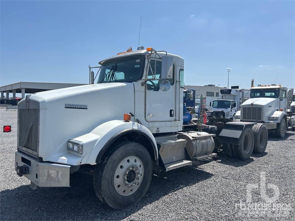 Kenworth T800 트랙터 유닛