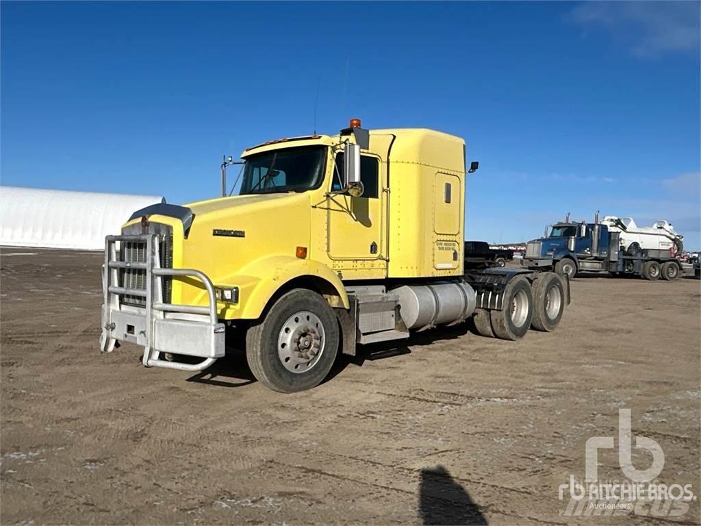 Kenworth T800B 트랙터 유닛
