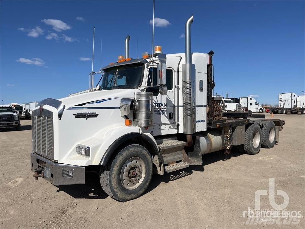 Kenworth T800B 플랫베드/윈치 트럭