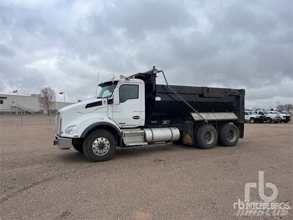 Kenworth T880 덤프 트럭