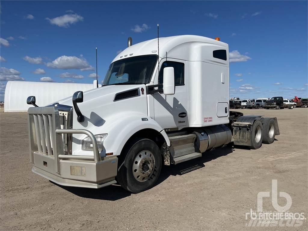 Kenworth T880 트랙터 유닛