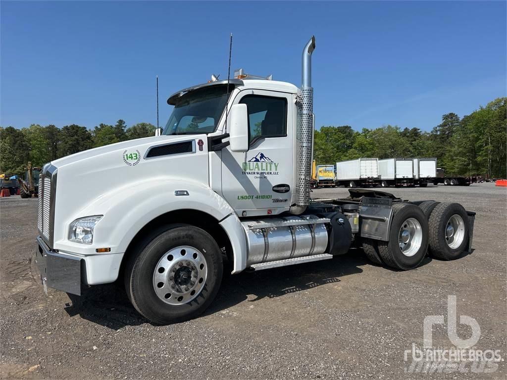 Kenworth T880 트랙터 유닛