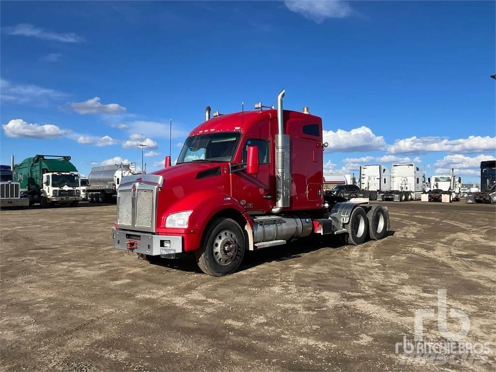 Kenworth T880 트랙터 유닛