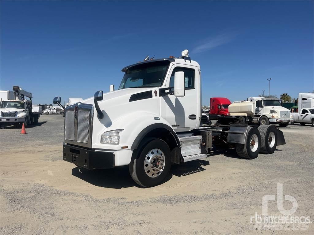 Kenworth T880 트랙터 유닛