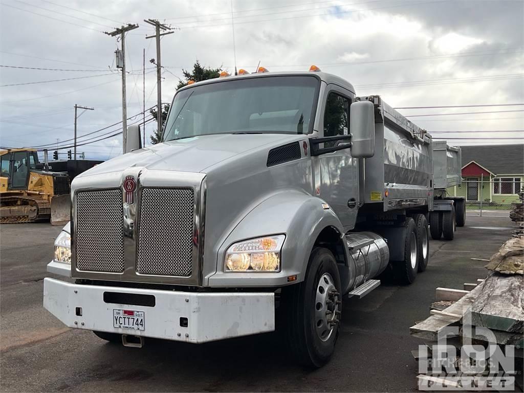 Kenworth T880 덤프 트럭