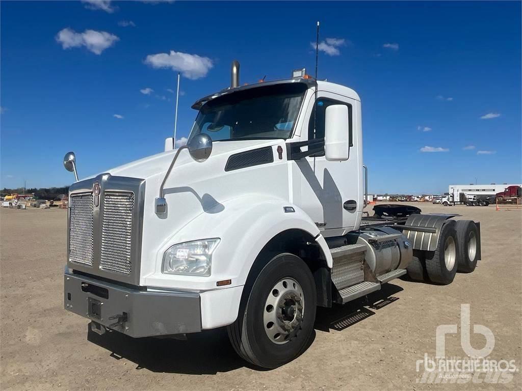 Kenworth T880 트랙터 유닛