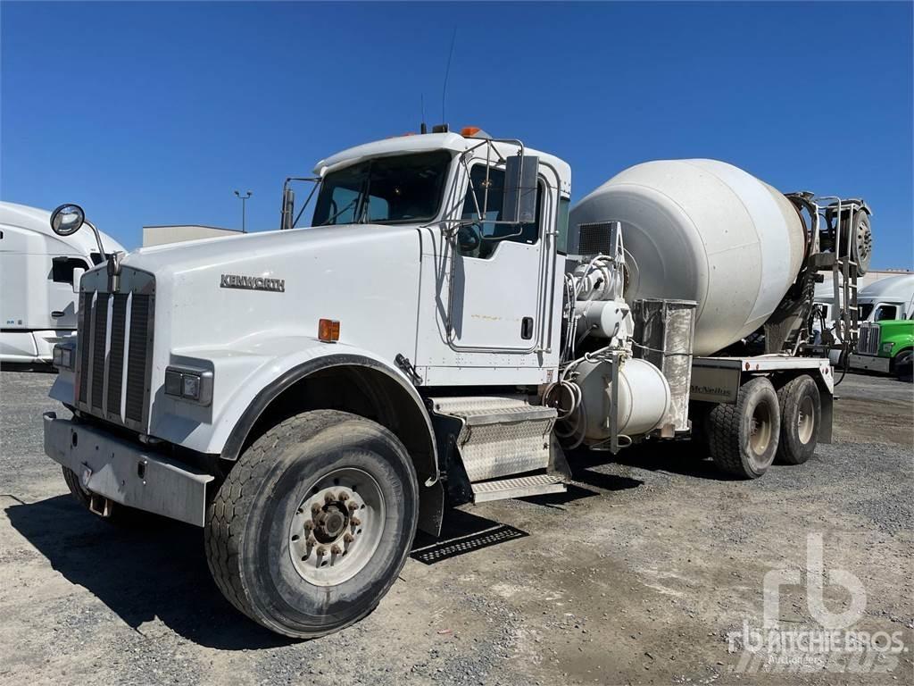 Kenworth W900 콘크리트 믹서트럭