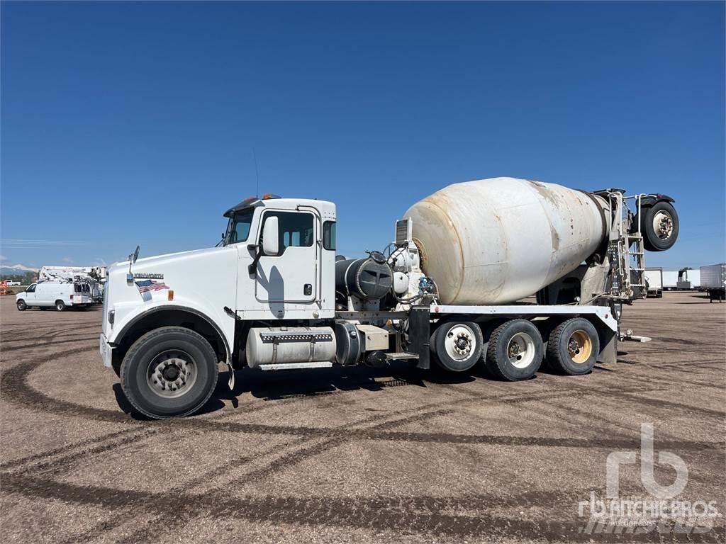 Kenworth W900 콘크리트 믹서트럭
