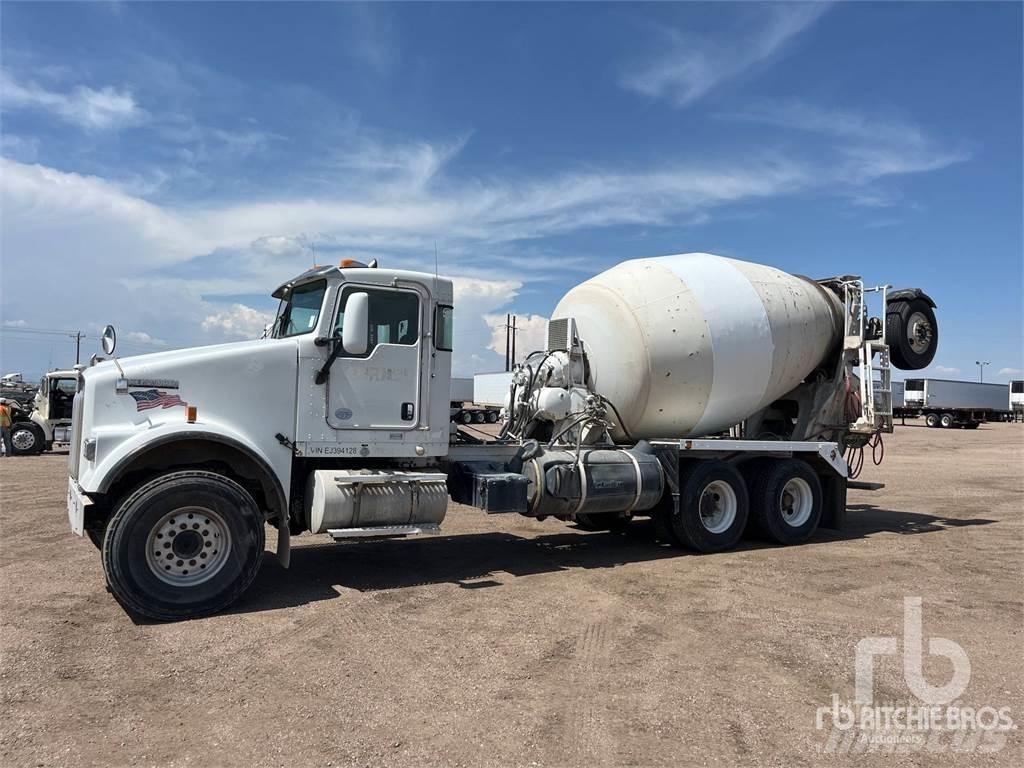 Kenworth W900 콘크리트 믹서트럭