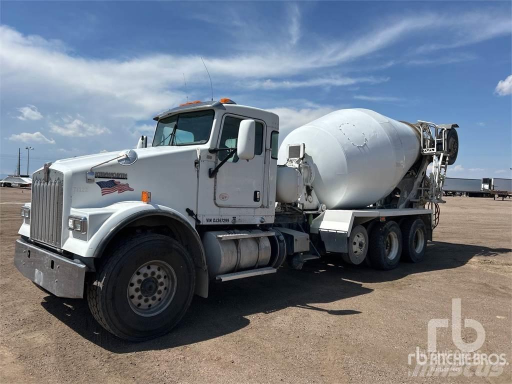 Kenworth W900 콘크리트 믹서트럭