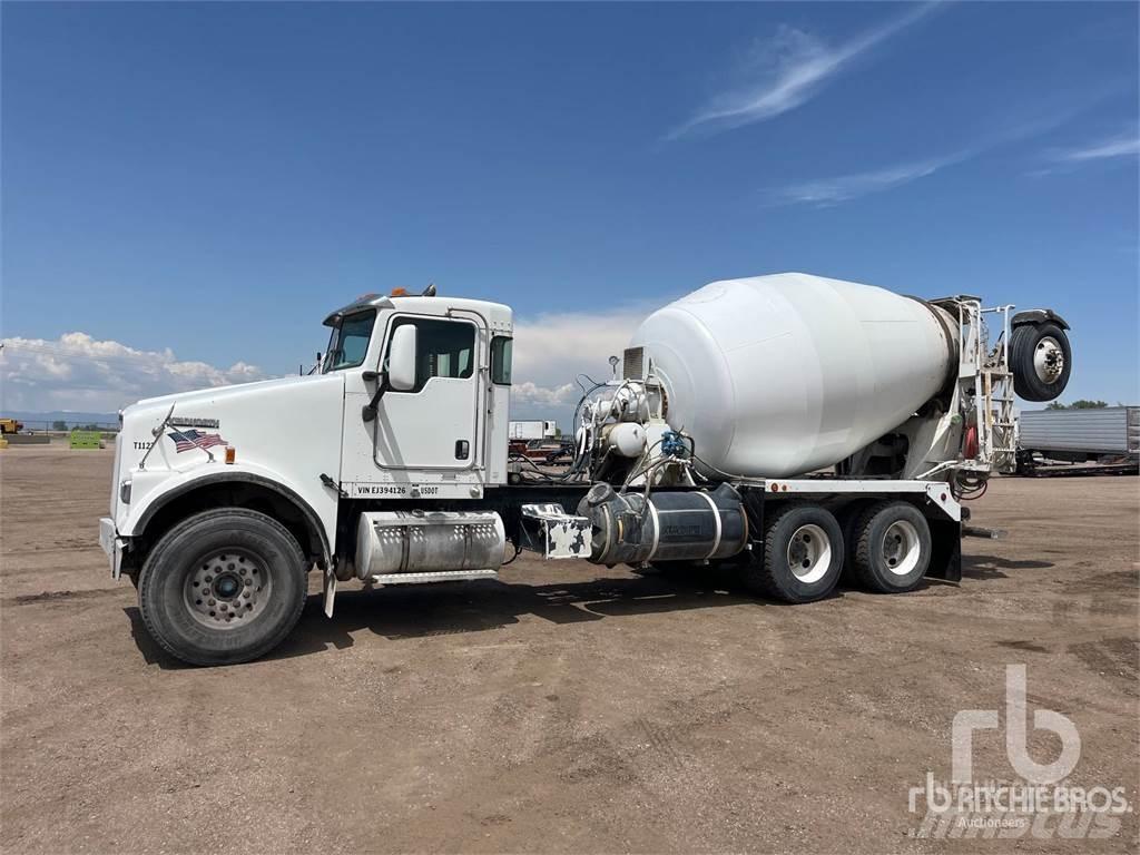 Kenworth W900 콘크리트 믹서트럭