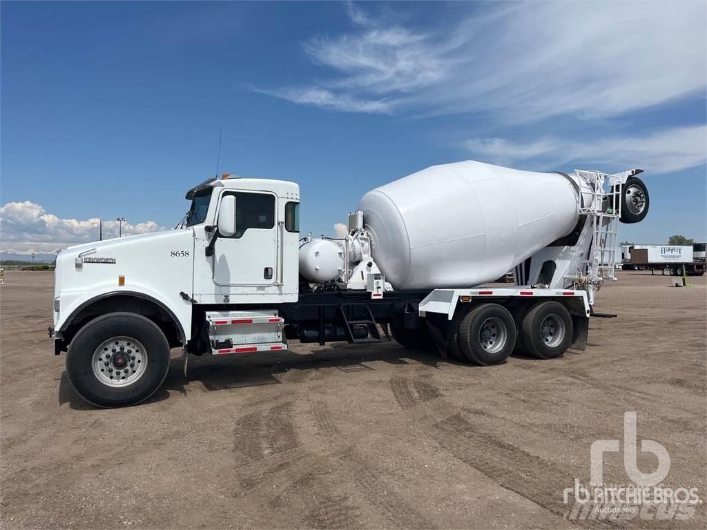 Kenworth W900 콘크리트 믹서트럭