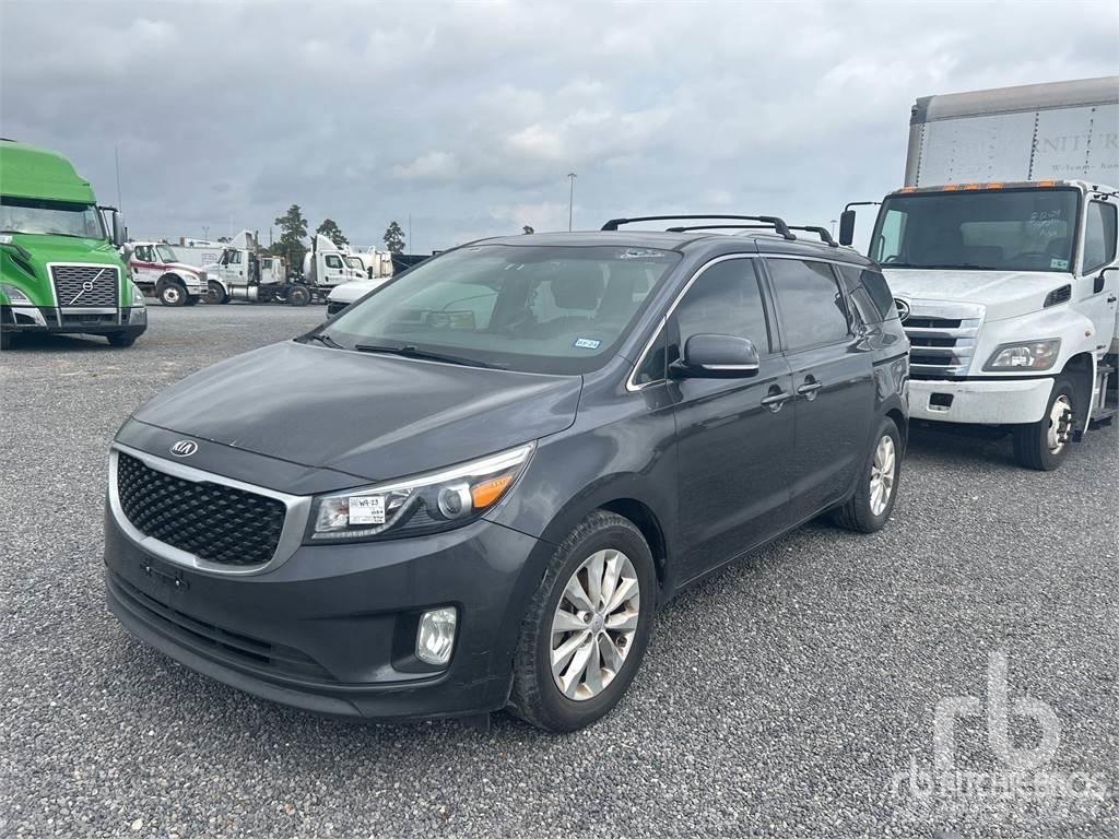 Kia SEDONA 패널 화물차