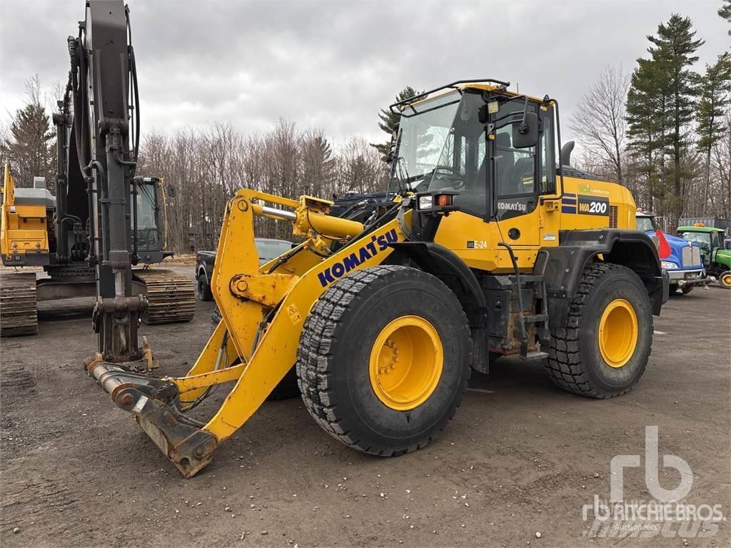 Komatsu WA200-8  휠로우더