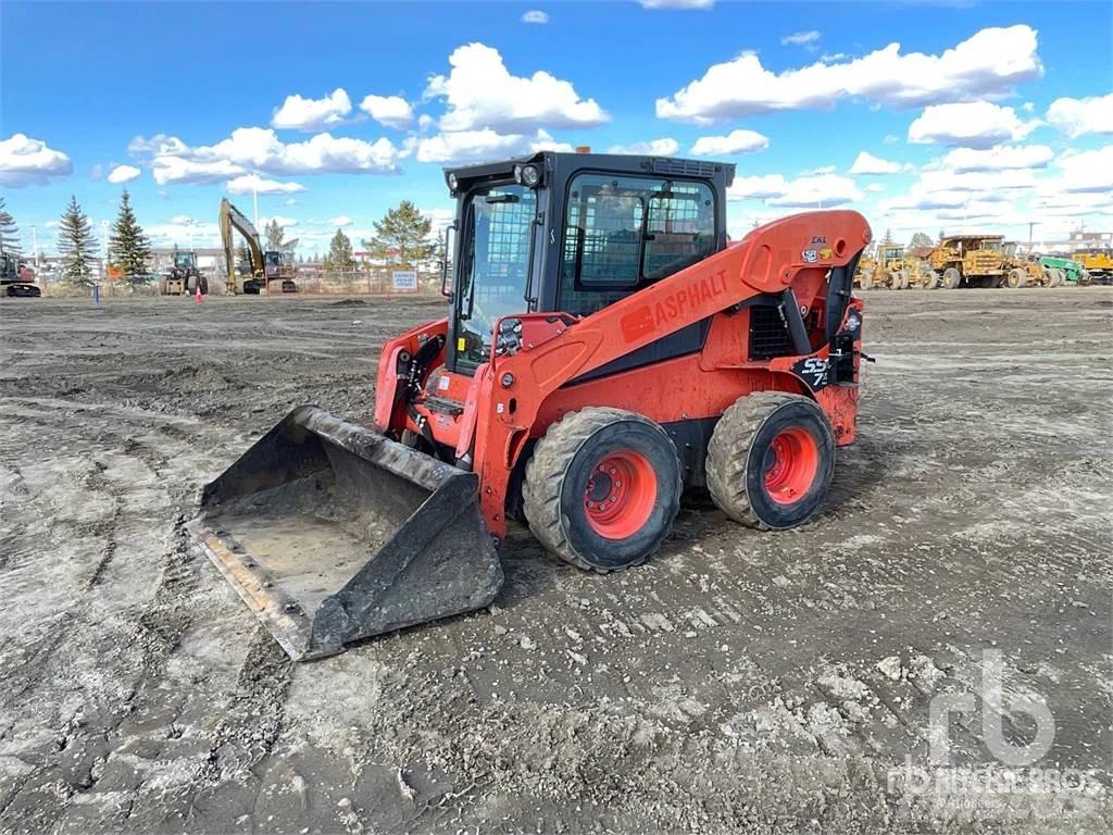 Kubota SSV75  스키드로더