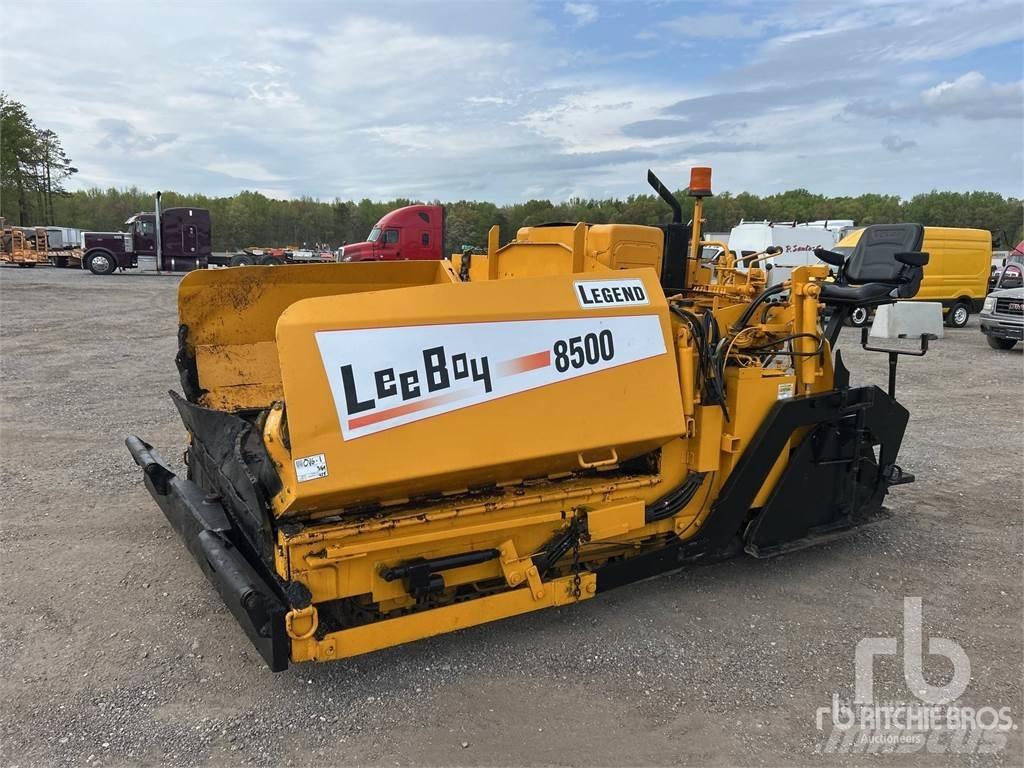 LeeBoy L8500 아스팔트 포장장비