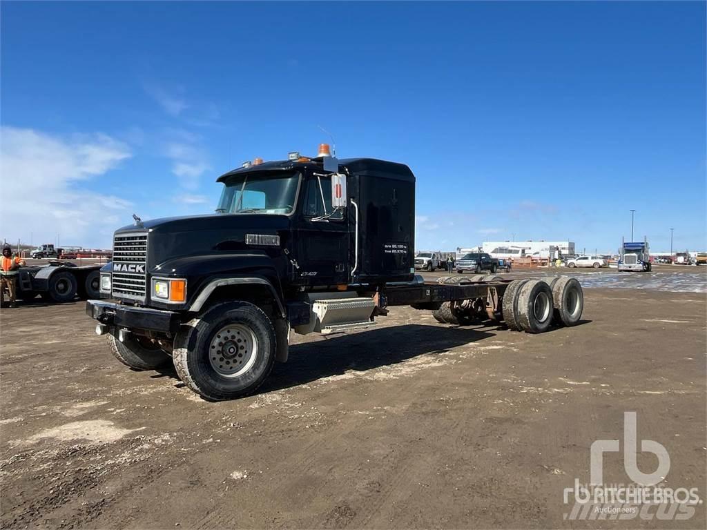 Mack CH613 새시 운전실 트럭