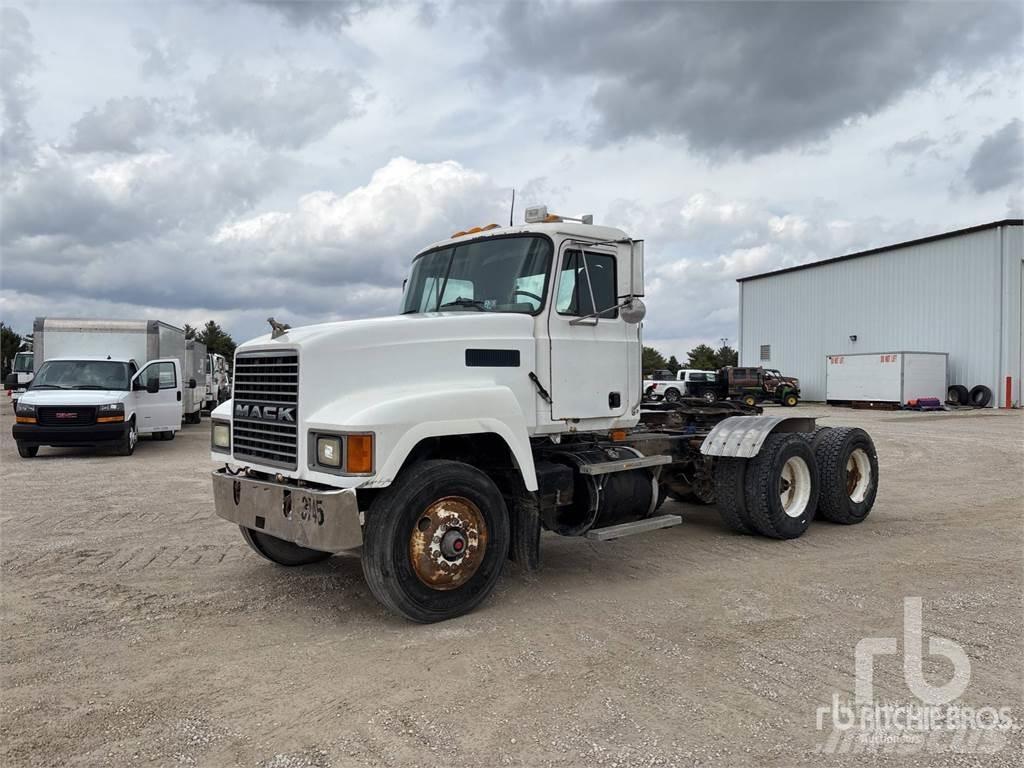 Mack CH613 트랙터 유닛