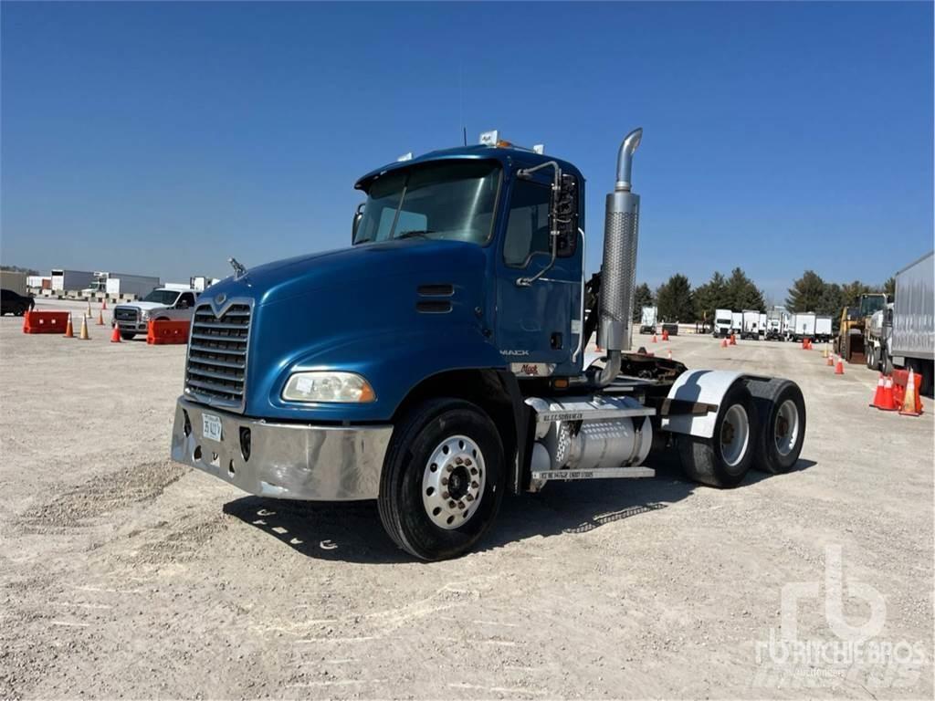 Mack CXP613 트랙터 유닛