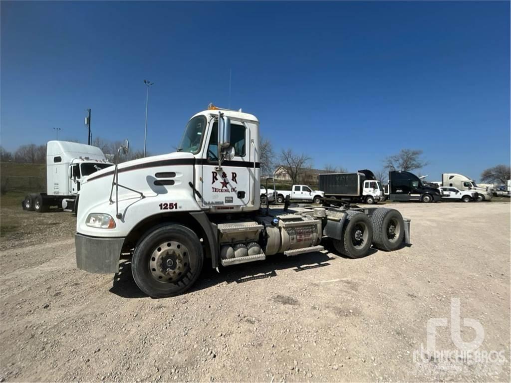 Mack CXU613 트랙터 유닛