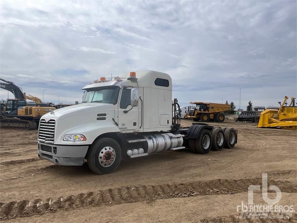 Mack CXU614 트랙터 유닛