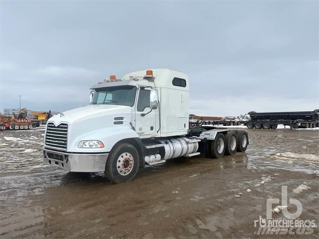 Mack CXU614 트랙터 유닛